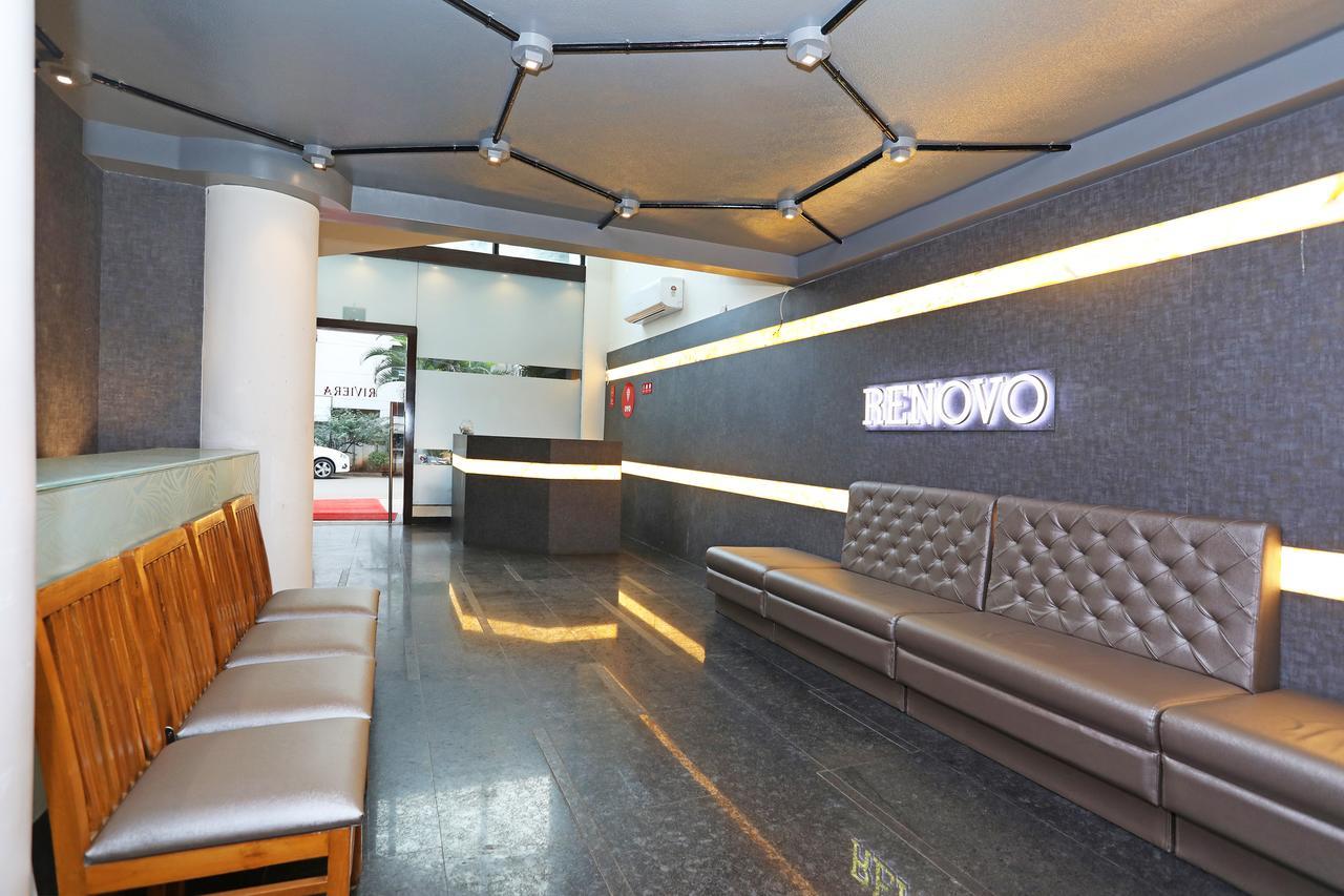Oyo 10672 Hotel Riviera Нашик Екстериор снимка